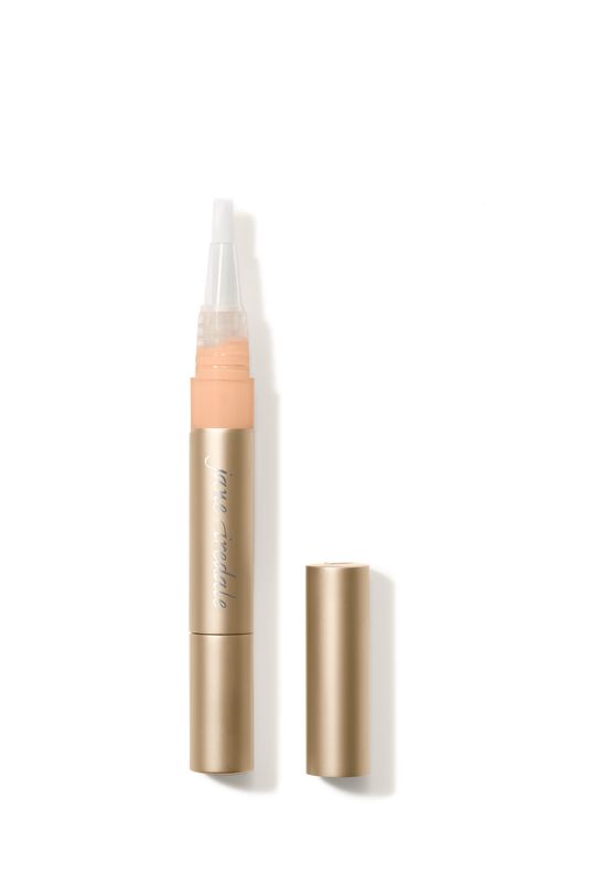 Concealer active light