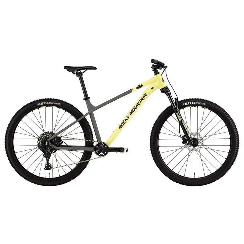 Mountain Hardtail E-Bikes: Power & Performance | Alpenland