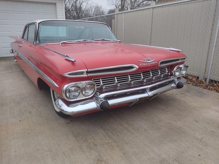 1959 Chevrolet Impala 2-Door Hardtop