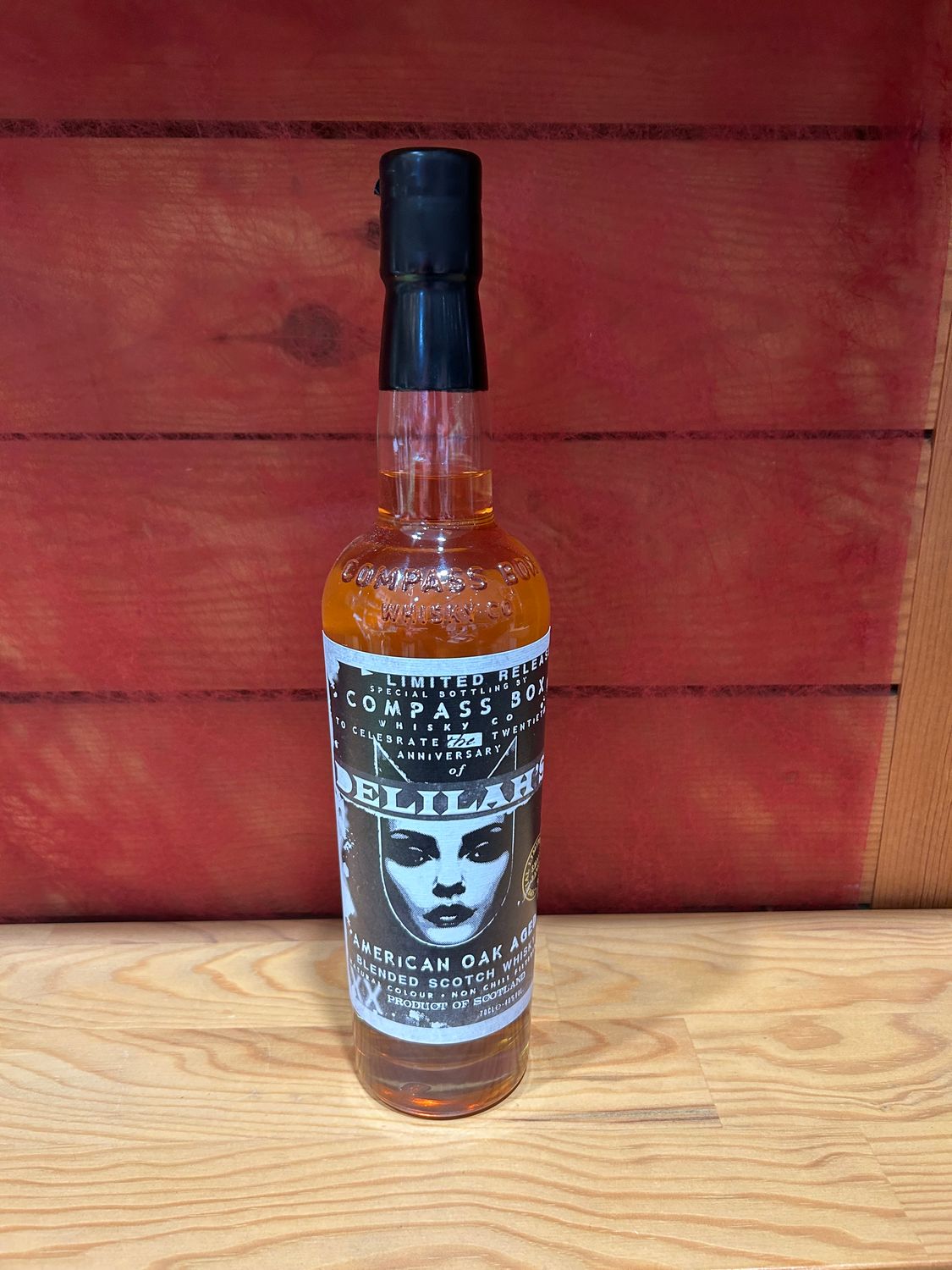Delilah’s 20th anniversaire compass box