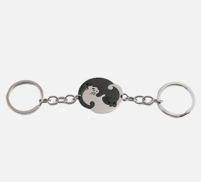 ​Yin Yang Interlocking Cats Keychain20