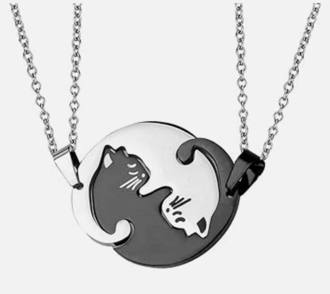 ​Yin Yang Interlocking Cats Necklace