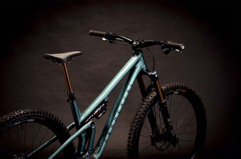 COMMENCAL T.E.M.P.O. ALC ACID LAKE Unique.