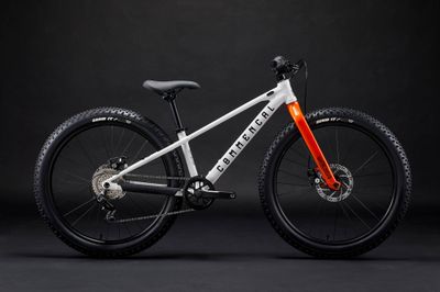 COMMENCAL RAMONES 24 REVOSHIFT PURE WHITE