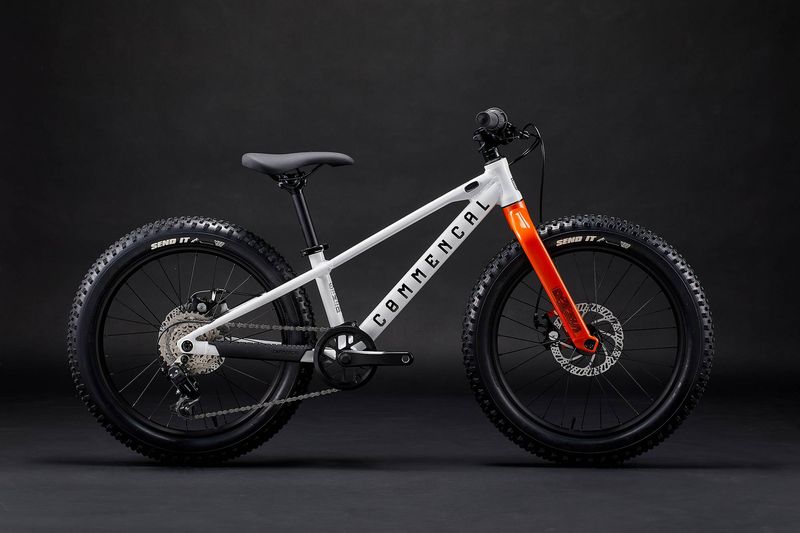 COMMENCAL RAMONES 20 REVOSHIFT PURE WHITE