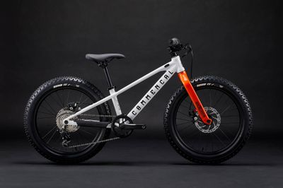 COMMENCAL RAMONES 20 REVOSHIFT PURE WHITE