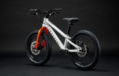 COMMENCAL RAMONES 16 REVOSHIFT PURE WHITE