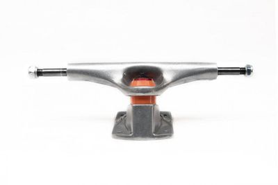 Truck de skateboard Grindking Disruptor 139 mm brut