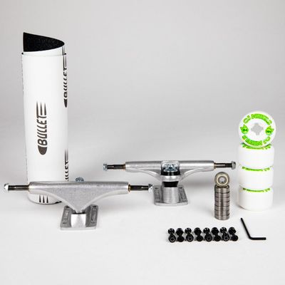 BULLET KIT TRUCK  ROUES  ROULEMENTS  PADS  OUTIL  GRIP
