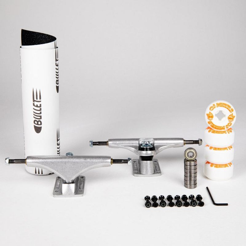 BULLET KIT TRUCK  ROUES  ROULEMENTS  PADS  OUTIL  GRIP
