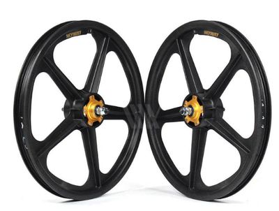 Les roues Graphite Tuff (souvent appelées Graphite Tuff Wheel II)