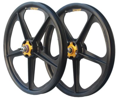 Les roues Graphite Tuff (souvent appelées Graphite Tuff Wheel II)