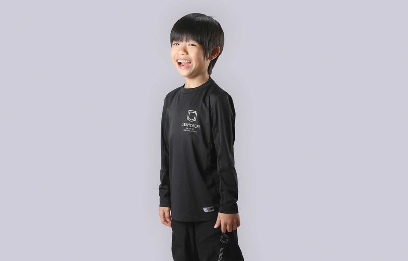 MAILLOT COMMENCAL LIGHTECH MANCHES LONGUES KIDS BLACK BASIC