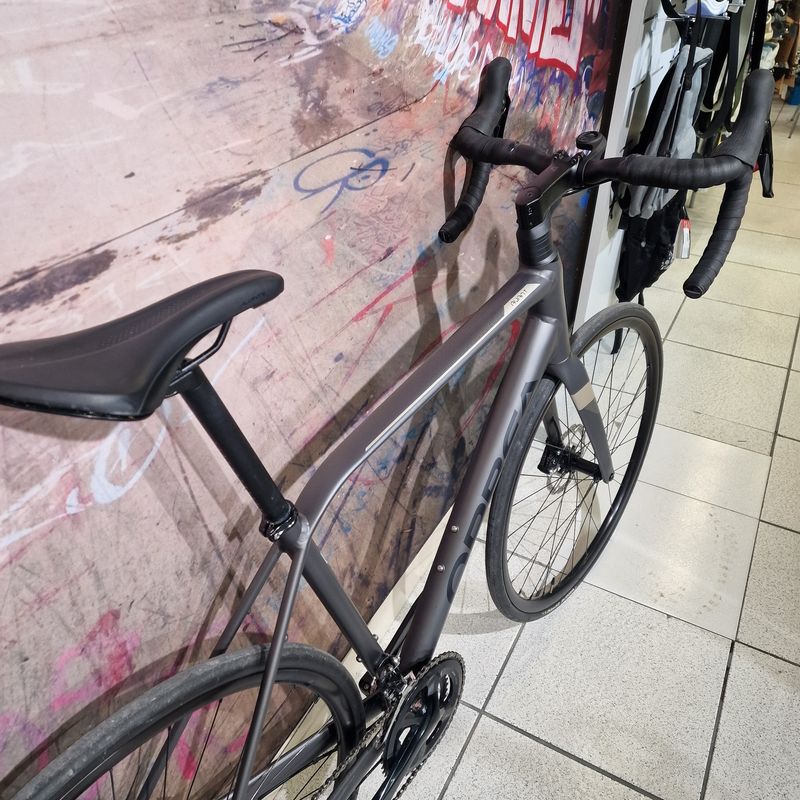 Vélo de route Orbea AVANT H30 2022 DISC
