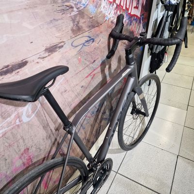 Vélo de route Orbea AVANT H30 2022 DISC