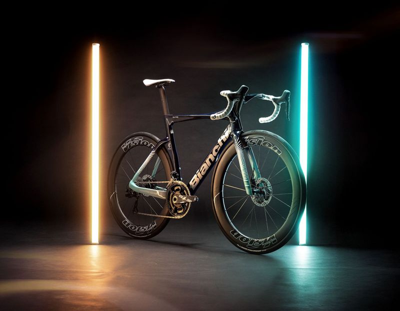 Bianchi Oltre RC Team Replica Team Bahrain Victorious 2026