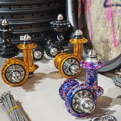 // MOYEUX BMX //
