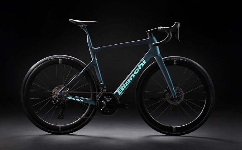 Bianchi Infinito PRO 105 DI2 12 2026 – L'Endurance sans Limites