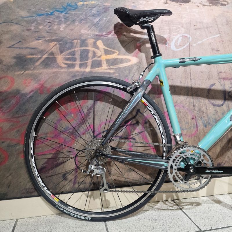 Bianchi Freccia Celeste – Cadre Hybride Alu/Carbone