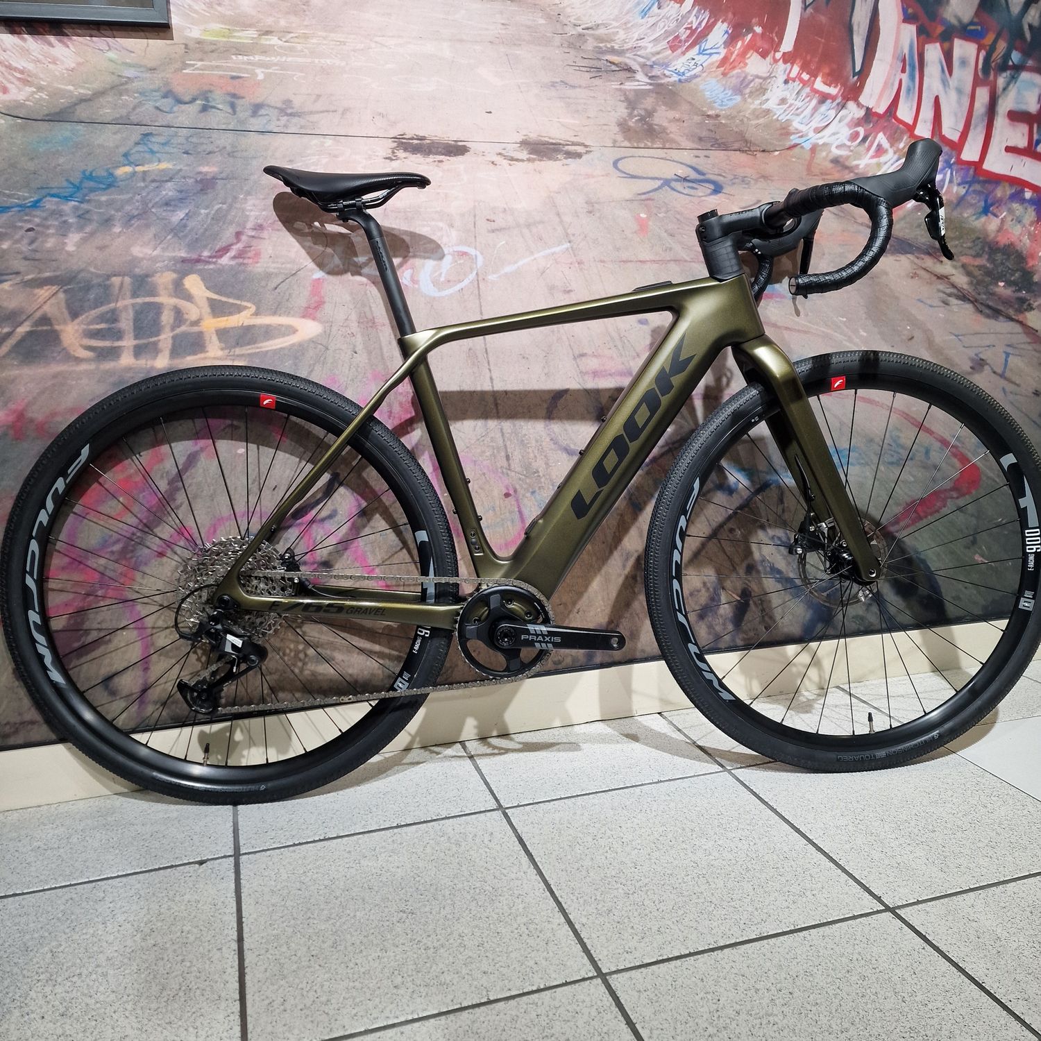 LOOK E-765 GRAVEL – OCCASION MAGASIN, MOINS DE 300 KM !