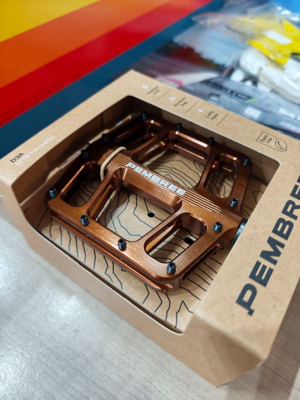Pembree D3A Small Bronze – Pédales plates CNC haut de gamme