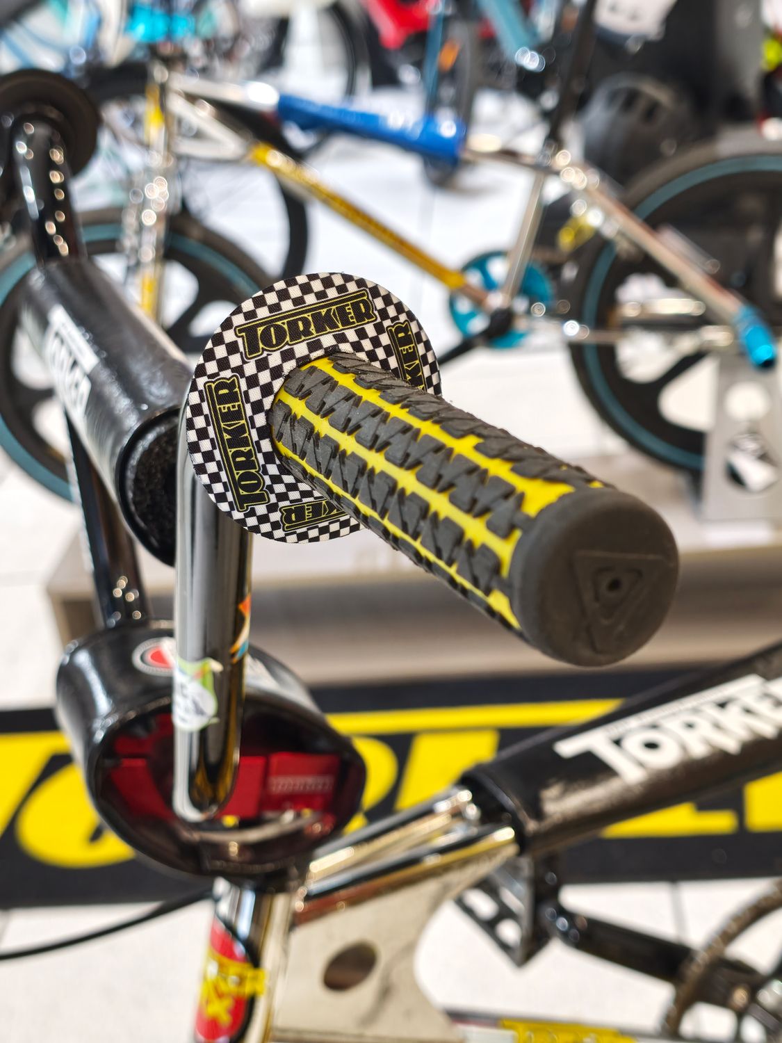 Donuts de poignées BMX Torker damier noir &amp; blanc