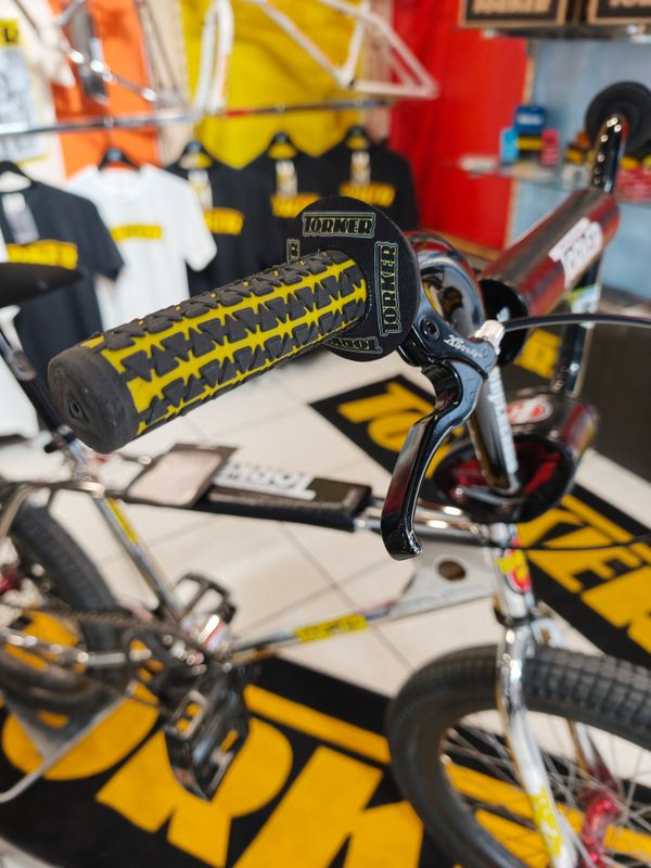 Donuts de poignées BMX Torker MX noir  4 logos