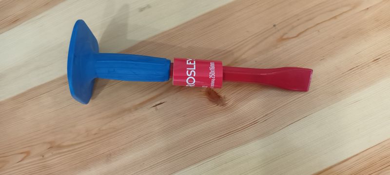 Przecinak z osłoną 250x16mm