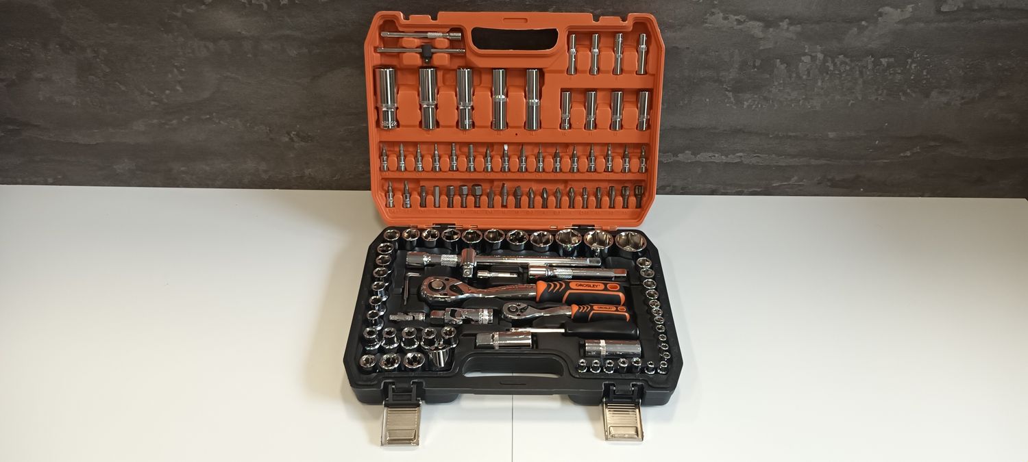 Zestaw 108 częściowy kluczy nasadowych 1/4&quot; i 1/2&quot; wykończenie POLER