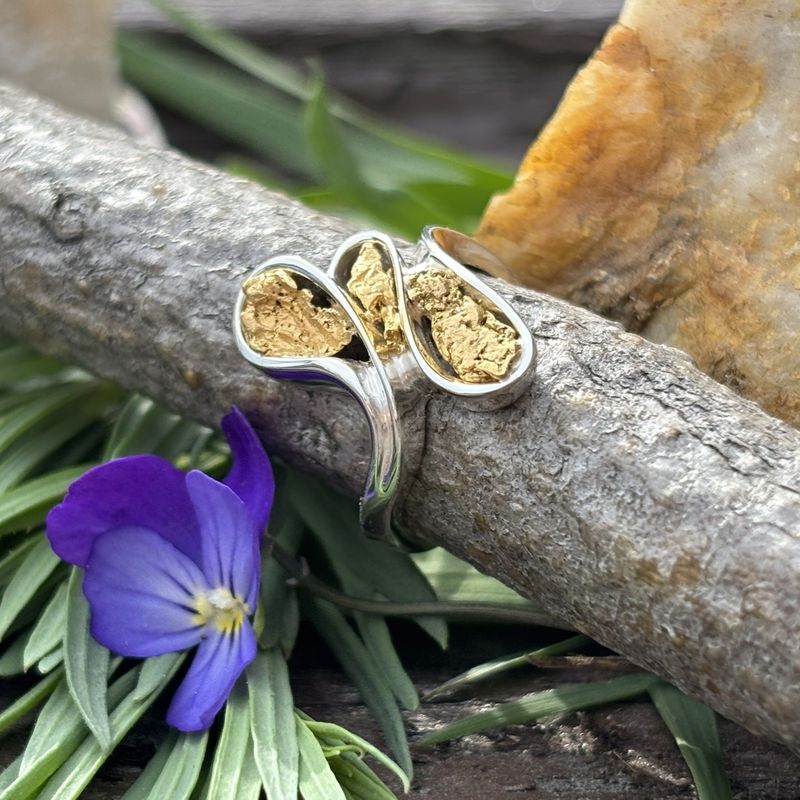 Sterling Silver Triple-Nugget Petal