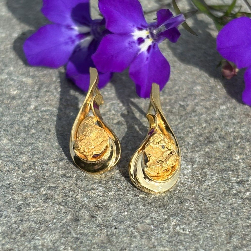 14K Gold Nugget Teardrops -3.8g