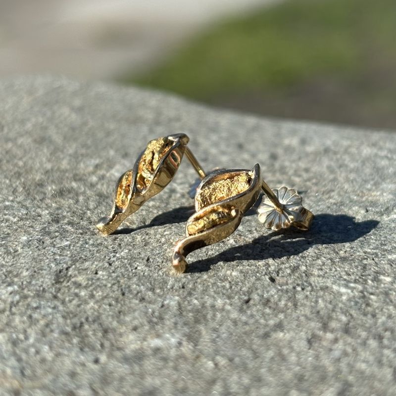 14k Golden Leaf Earrings