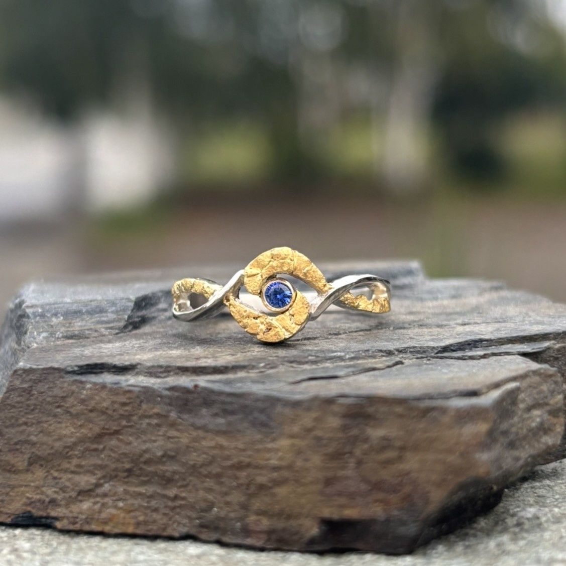 14K Twilight Embrace with Sapphire