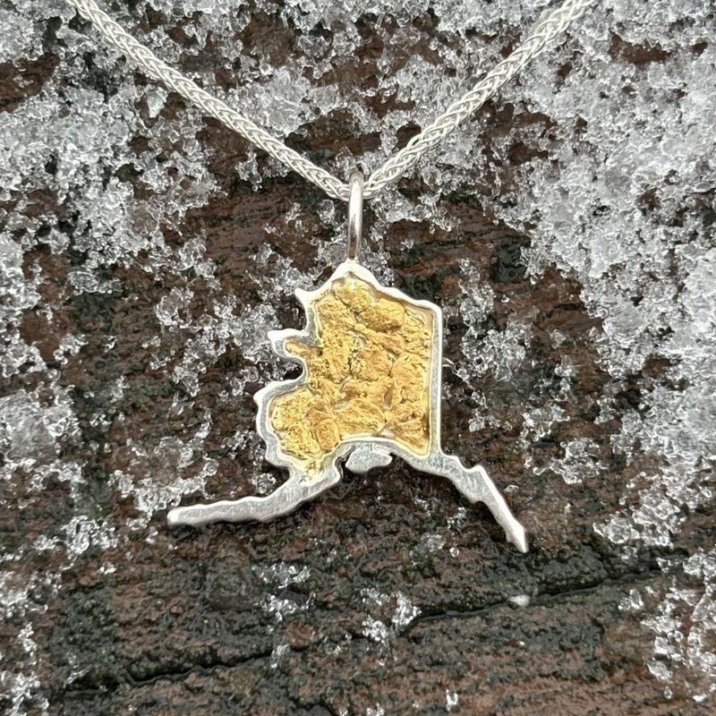 Sterling Silver Alaska with Nuggets - 20mm