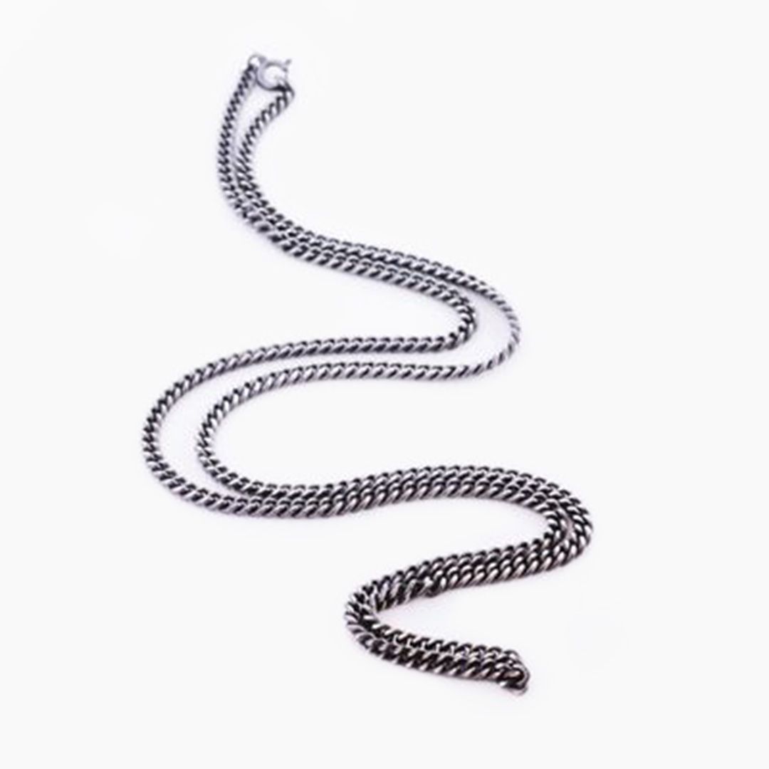 CURB NECKLACE