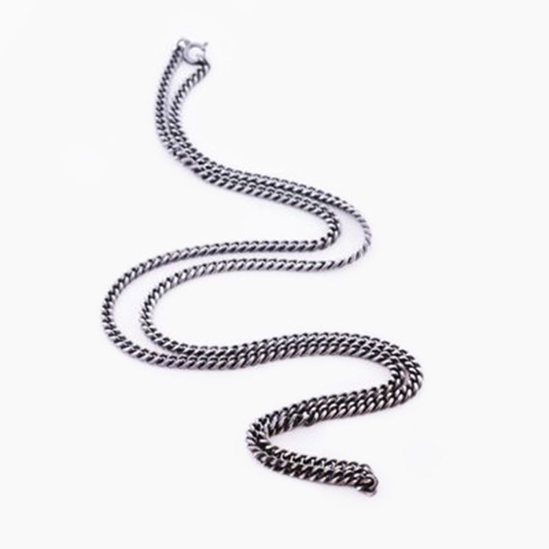 CURB NECKLACE