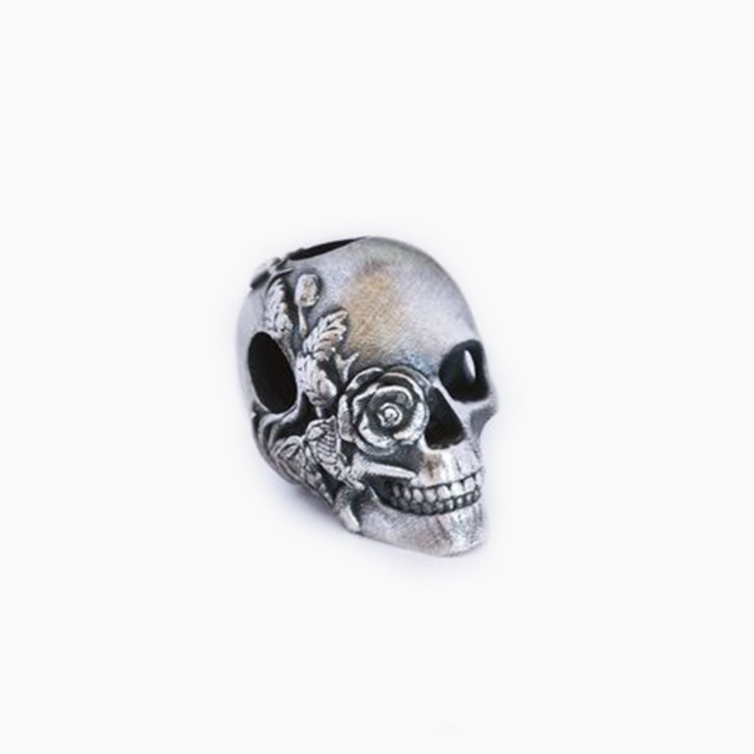 SKULL AND ROSES