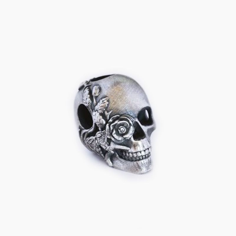 SKULL AND ROSES