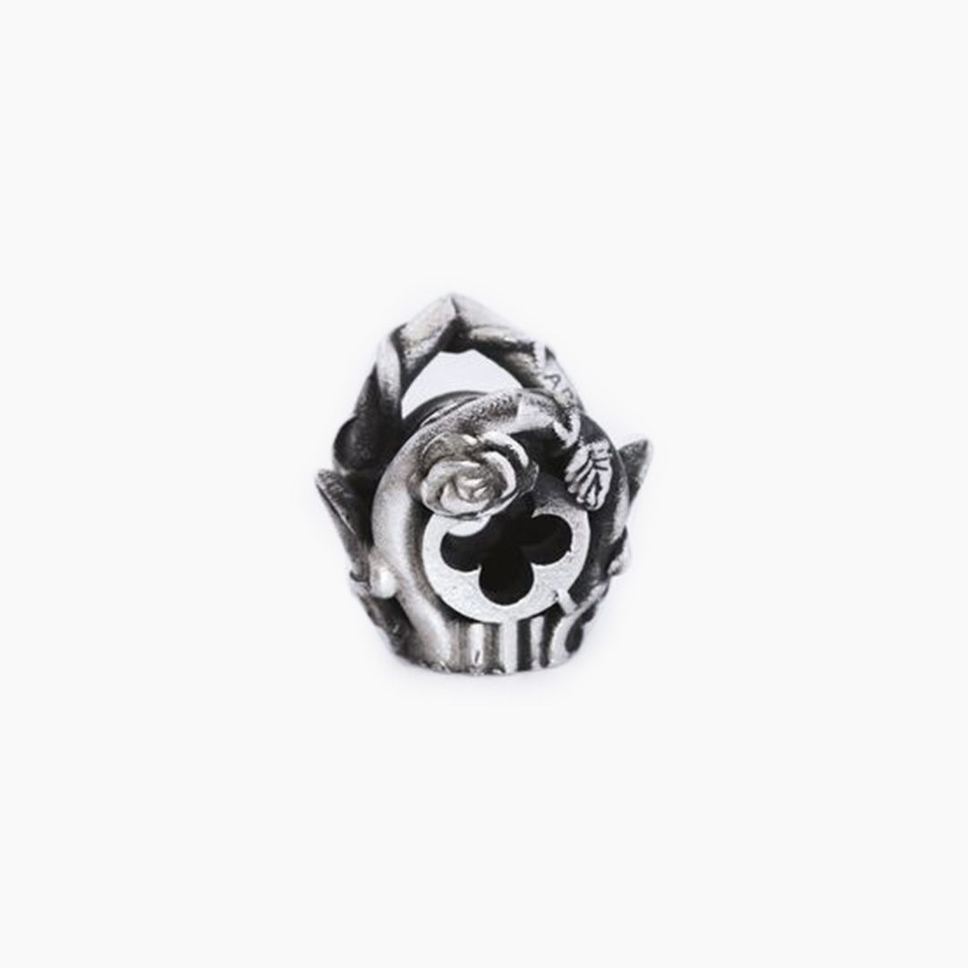 GOTHIC ROSE