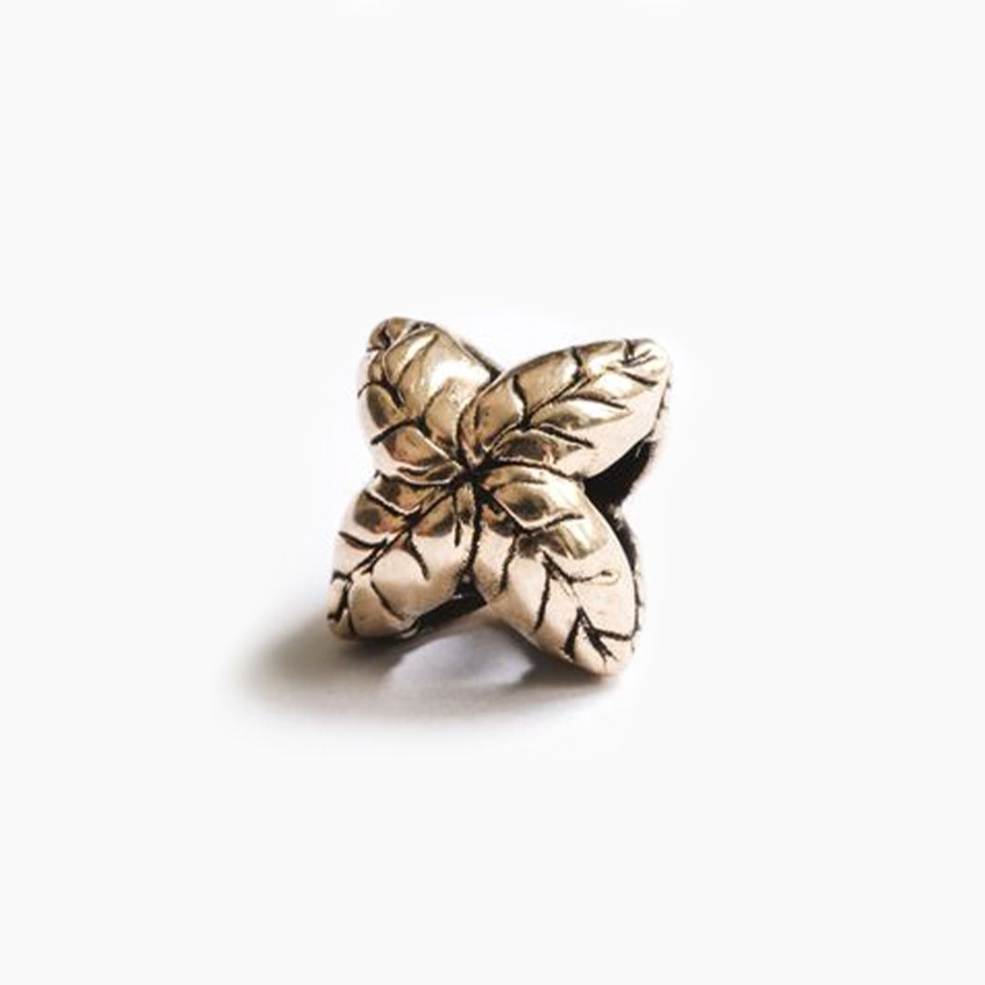 GOLDEN XO LEAVES