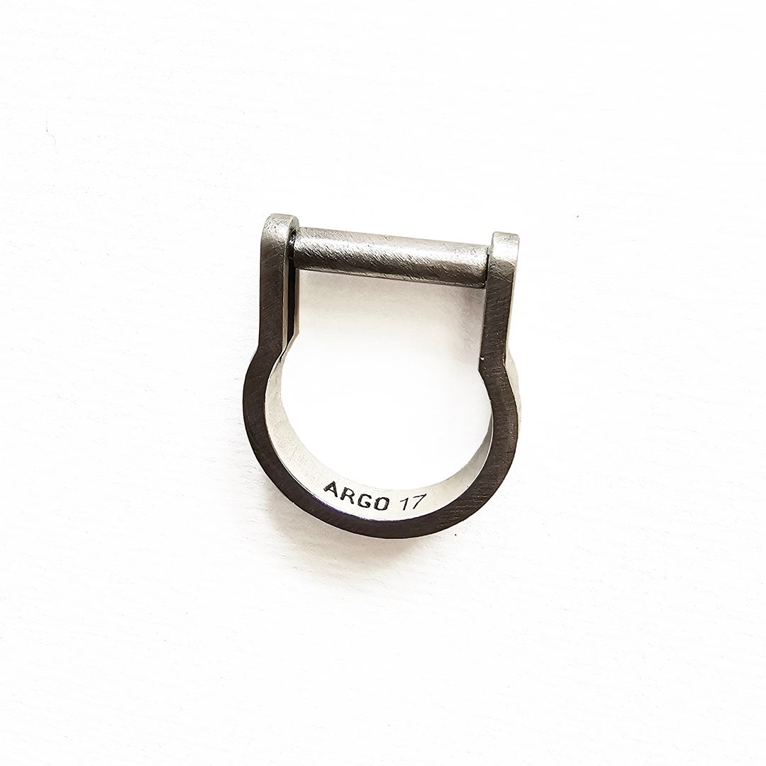 LYRE RING