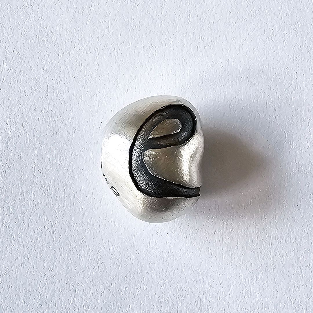 Pebble E