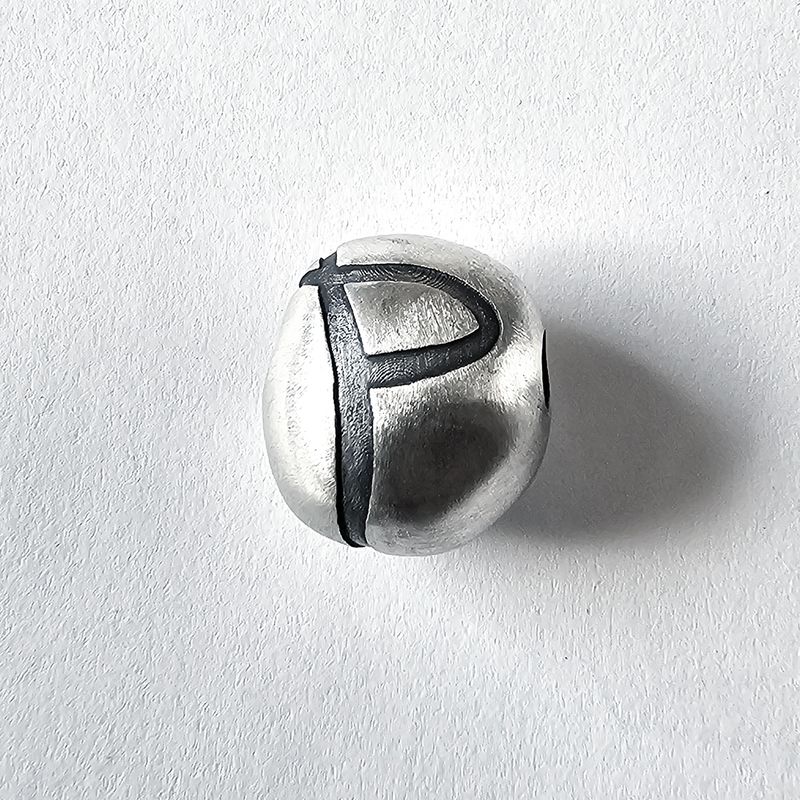 Pebble P