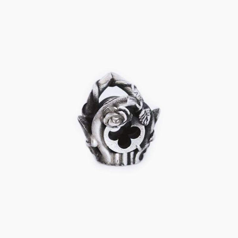 GOTHIC ROSE