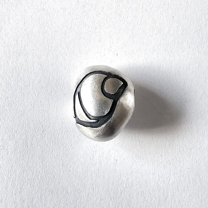 Pebble E