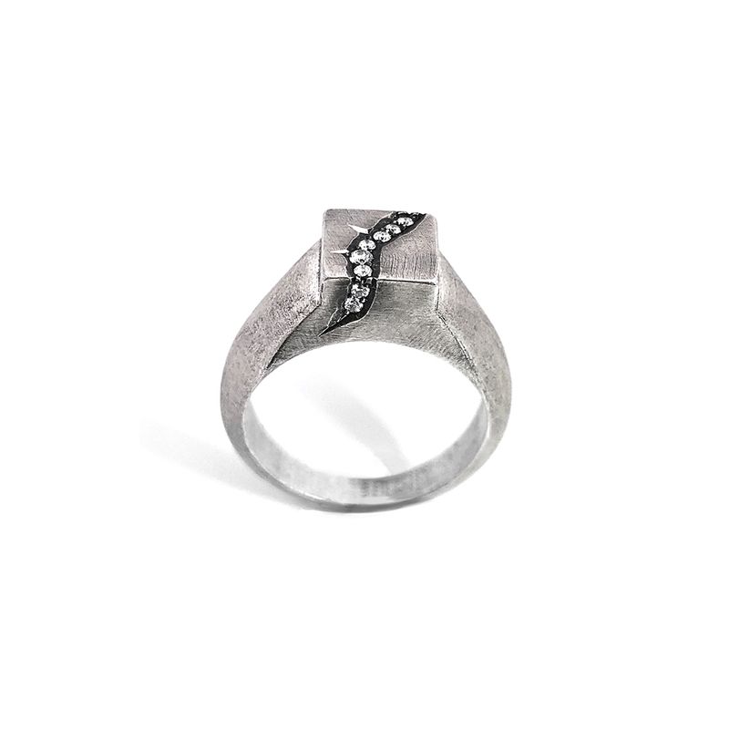 SQUARE SIGNET RING