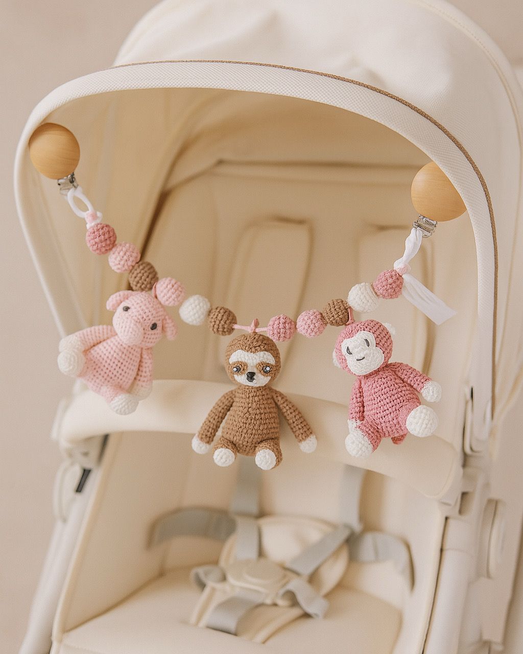 Kinderwagen hanger Pink