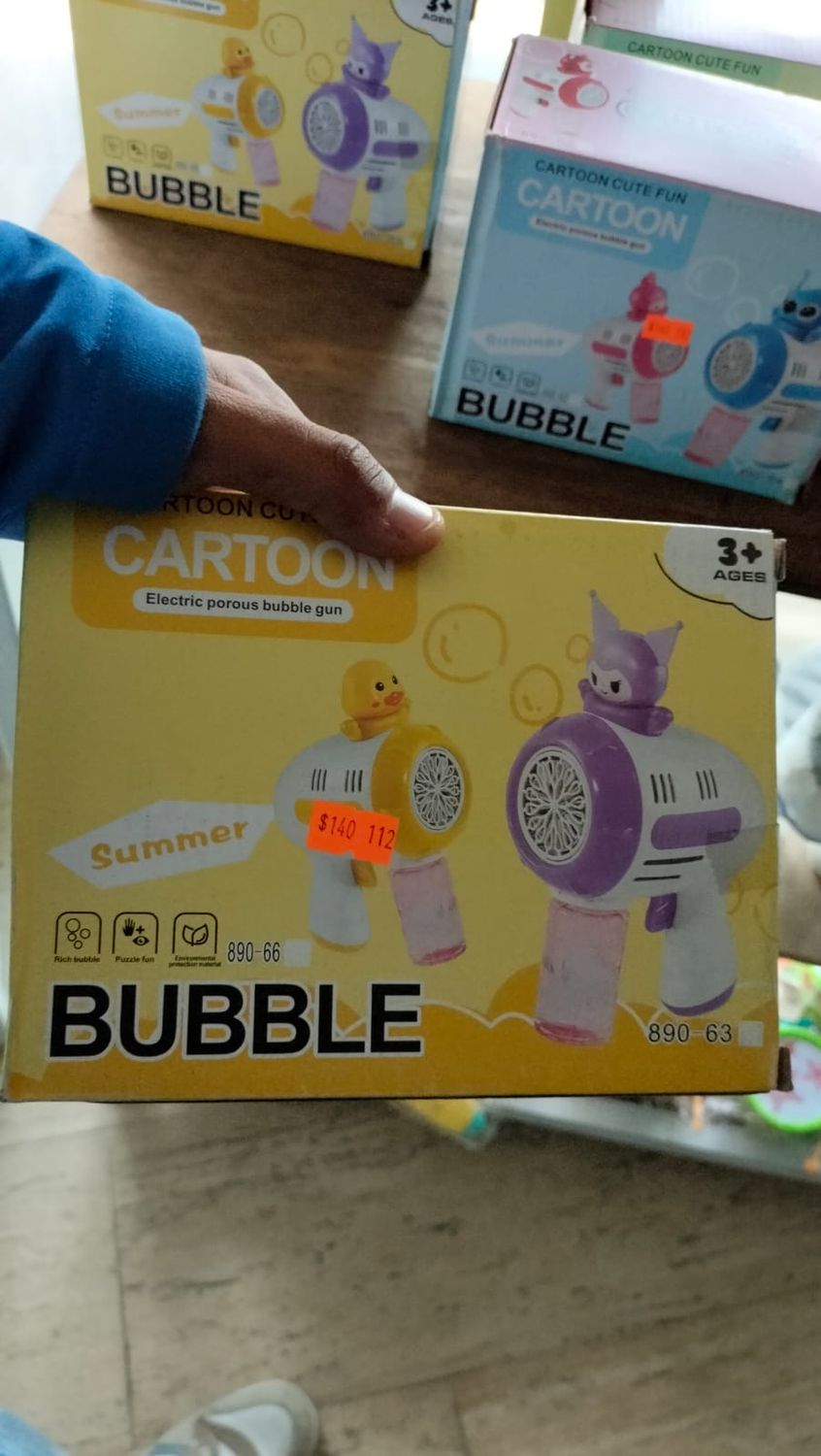 Pistola de burbujas estilo kawai