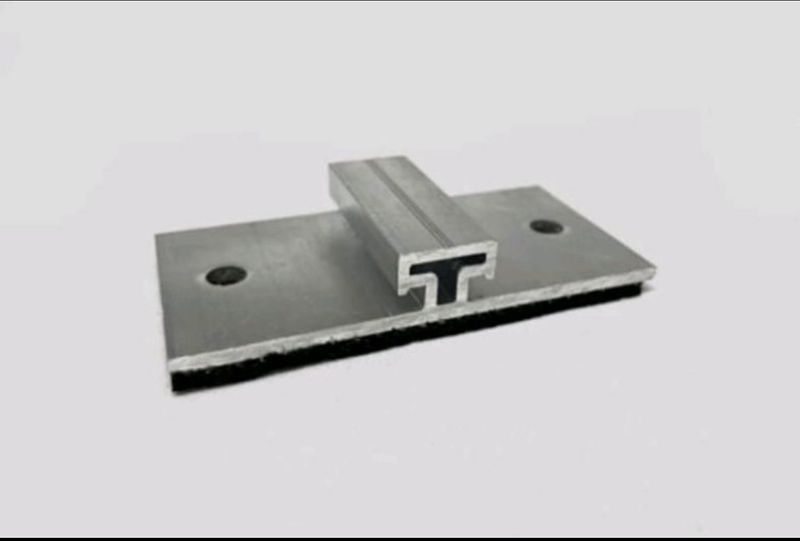 Montageplatte mit EPDM Matte