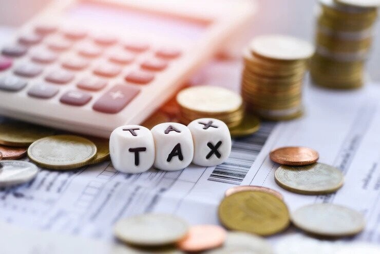 Provisional Taxes: Preparing for Year-End Course
